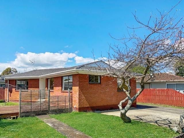 manurewa, 3 bedrooms