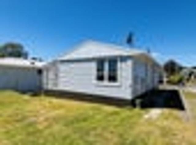 Manurewa, 3 bedrooms, $660 pw
