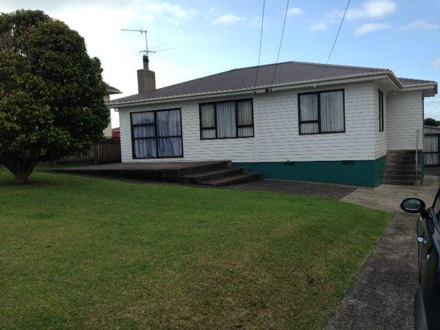 manurewa, 3 bedrooms