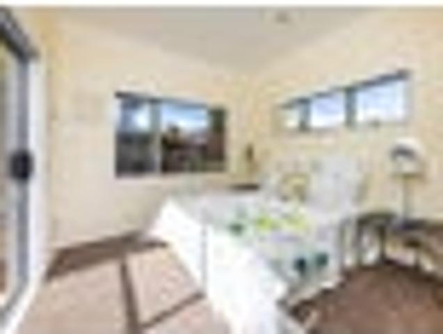 Manurewa, 3 bedrooms, $650 pw