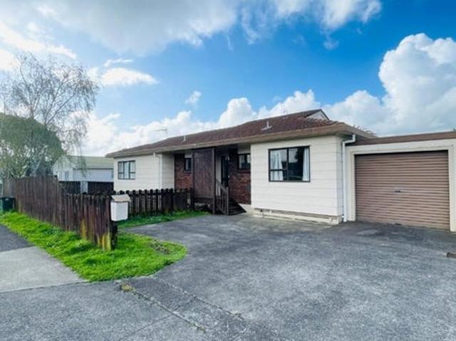 manurewa, 3 bedrooms