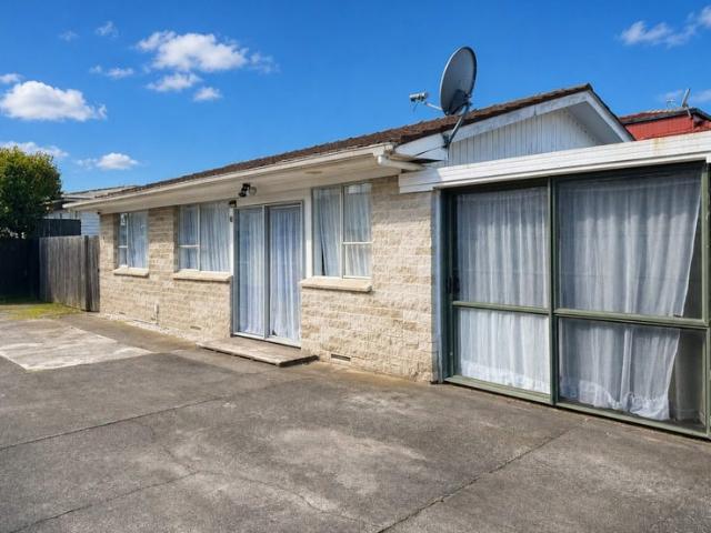 manurewa, 3 bedrooms