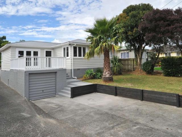 manurewa, 3 bedrooms