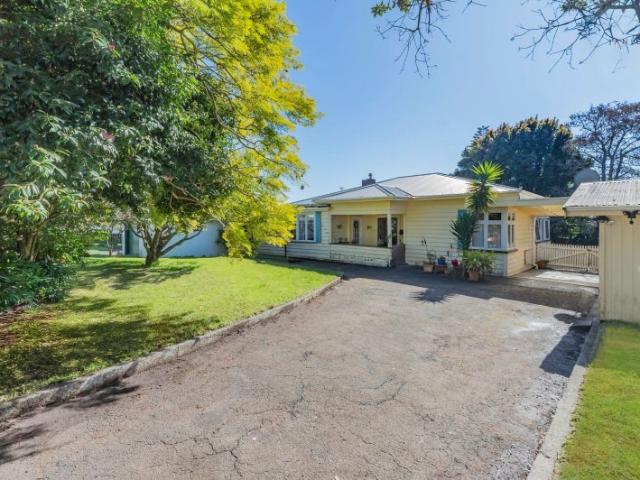 manurewa, 3 bedrooms