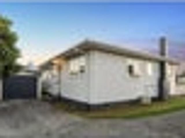 Manurewa, 3 bedrooms, $700 pw