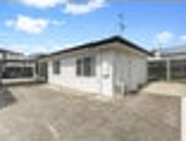 Manurewa, 3 bedrooms, $700 pw