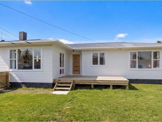 manurewa, 3 bedrooms