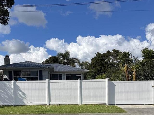 manurewa, 3 bedrooms