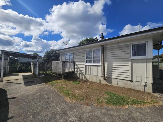 manurewa, 3 bedrooms