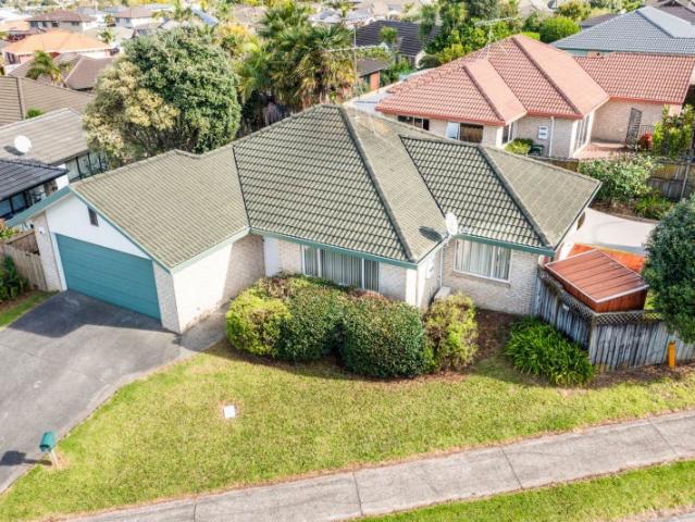 manurewa, 3 bedrooms