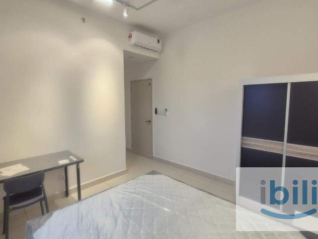 Many Rooms for Rent, link bridge to MRT Taman Pertama, Cheras