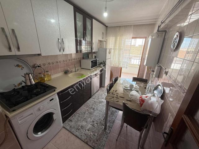 Manzaralı Merkeze Yakın Krediye Uygun Ara Katta Satılık 3+1