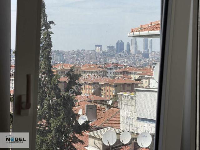 Manzaralı Satılık 2+1 Üsküdar