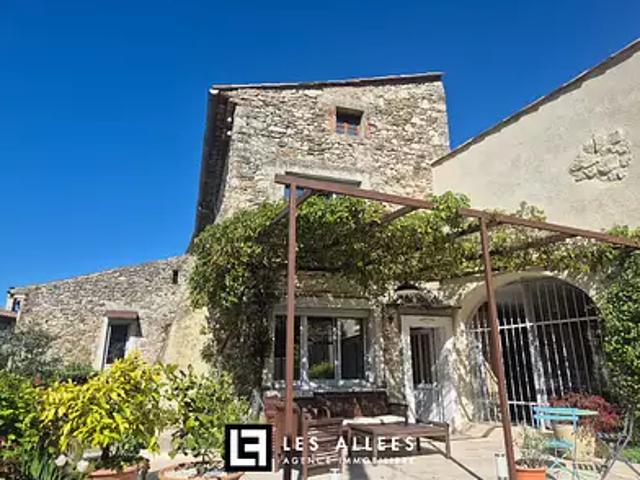 Manas 26160 Achat / Vente maison 8 pièces t8 terrasse parking