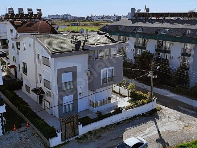 MANAVGAT ILICADA HAVUZLU 3+1 DUBLEKS EV SIFIR LÜKS DAİRE