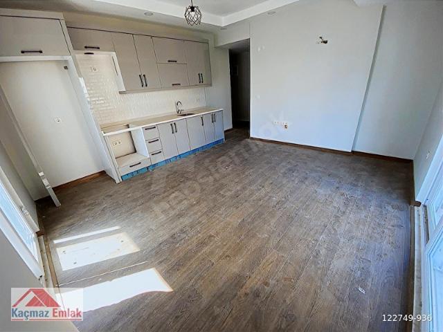 MANAVGAT ILICA'DA SATILIK HAVUZLU 1+1 DAİRELER