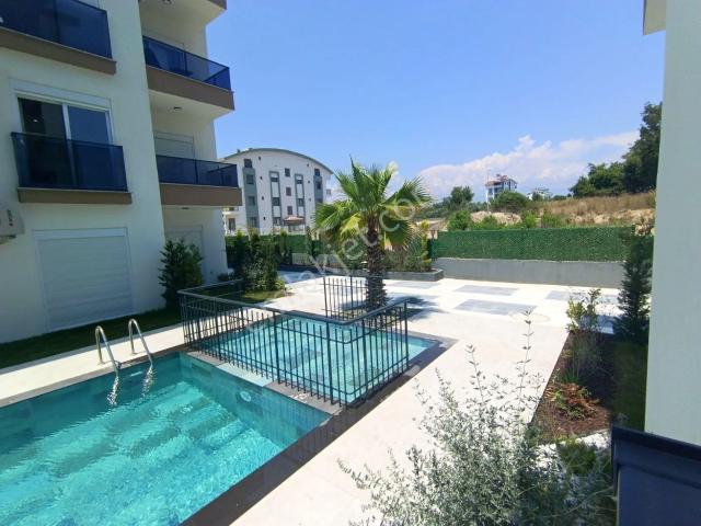 Manavgat Kızılot Satılık Havuzlu 1+1 Daire