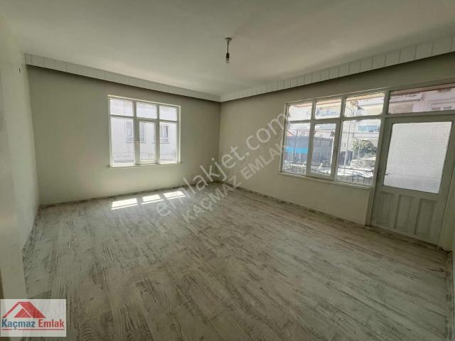 Manavgat Merkez'de Kiralık 2+1 Ferah