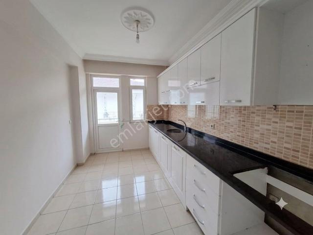 Manavgat Sarılar Mahallesi'nde Pazar Pazarına 100 Mt 3 + 1 Daire