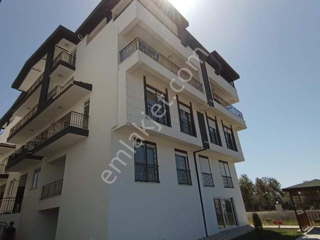 Manavgat Sarılar Asansörlü Ve Havuzlu 3+1 Dubleks