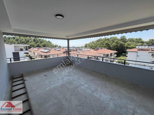 Manavgat Sarılar'merkezi Konumda Satılık Dubleks