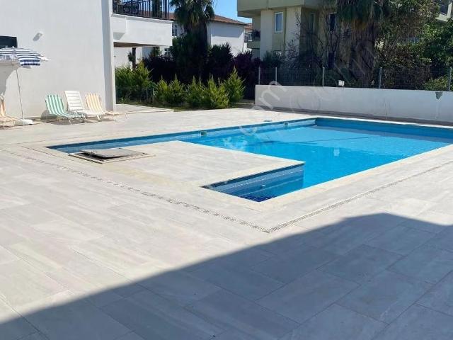 Manavgat Side'de Havuzlu Site İçerisinde Kiralık Dublex Daire