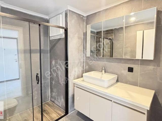 Manavgat'da Denize 950 M Site İçerisinde Satılık 2+1 Daireler