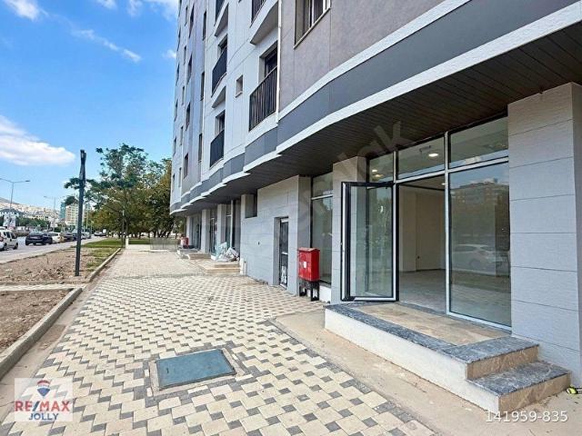 Manavkuyu I Yüzbaşı İbrahim Hakkı Caddesi Sıfır Kiralık Dükkan