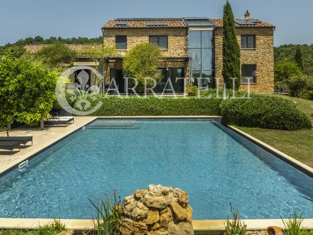 Manciano, a pochi chilometri dalla costa toscana, meraviglio. 650m² Manciano