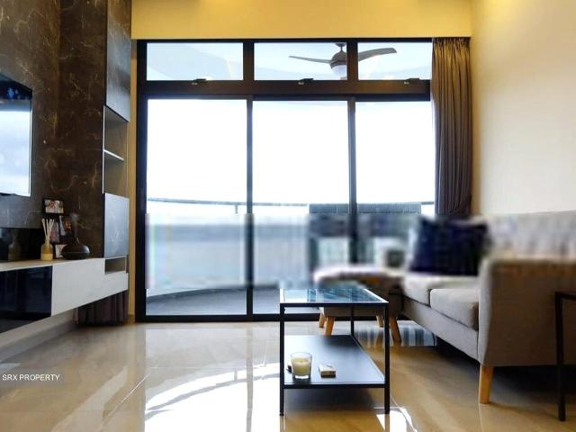 Mandarin Gardens D15, Condominium