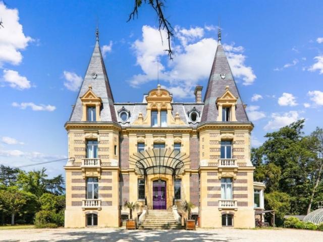 Mandat exclusif Villa Beau Chêne • Le Vésinet • 18 Pièces • 12 Chambres