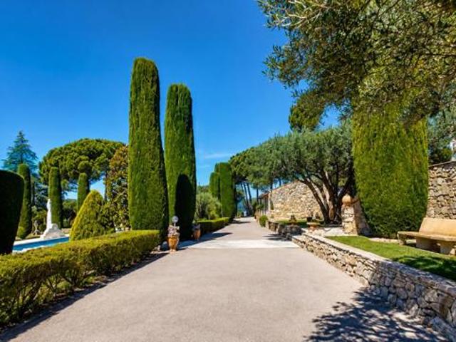 MANDAT UNIQUE PROPRIETE D'EXCEPTION 10 PIECES DRAGUIGNAN