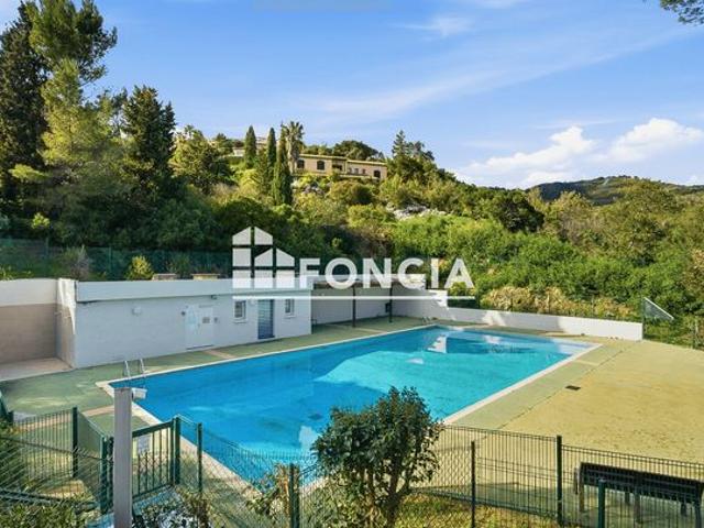 Mandelieu domaine du grand duc t1/2 de 37m2 + terrasse de 12m2 + grand garage + cave + piscine