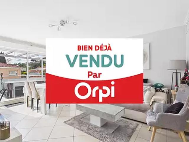 Mandelieu la Napoule 06210 Achat / Vente appartement 2 pièces t2 au dernier étage piscine