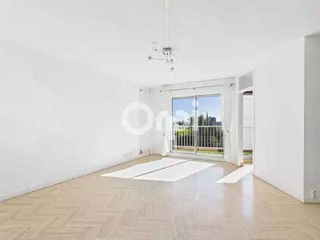Mandelieu la Napoule 06210 Achat / Vente appartement 2 pièces t2 piscine cave