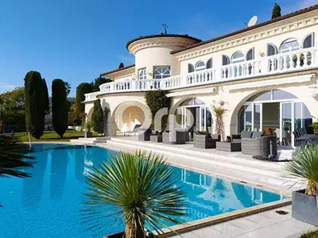 Mandelieu la Napoule 06210 Achat / Vente maison 5 pièces t5 piscine jardin