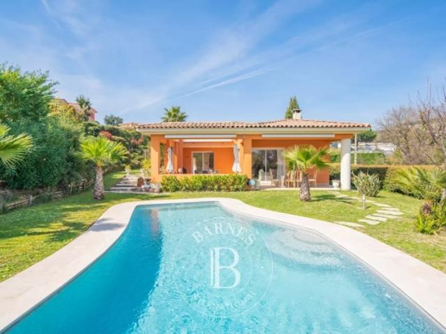 MANDELIEU LA NAPOULE MINELLE VILLA DE PLAIN PIED DOMAINE PRIVÉ