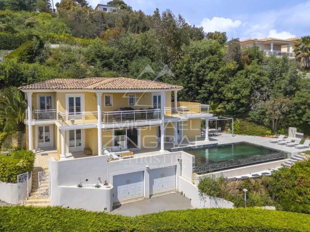 Mandelieu Les Termes, villa une mer domaine fermé 178m² Mandelieu la Napoule
