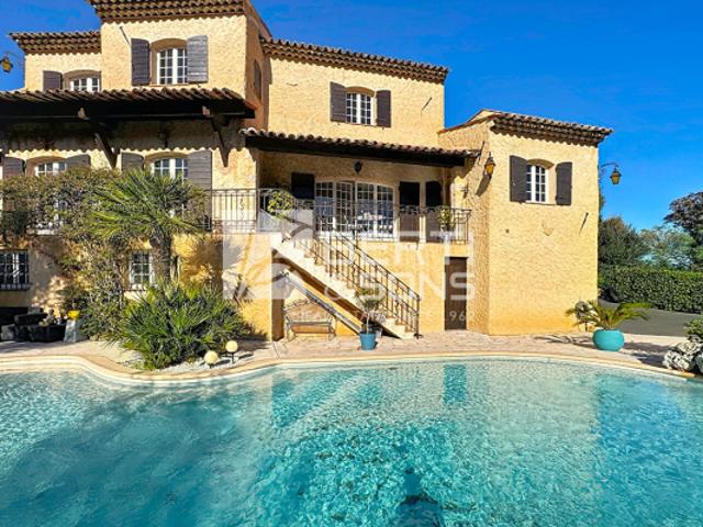 MANDELIEU MINELLE VIGNERONS BELLE VILLA SUD VUE ESTEREL SECTEUR PRISE 4 CHAMBRES + BUREAU PISCINE TRES GRAND GARAGE PLUSIEURS VOITURES SALLE DE SPORT
