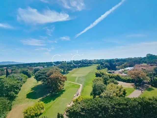 Mandelieu Proximité Golf 4P Toit terrasse 132m2 Vue mer