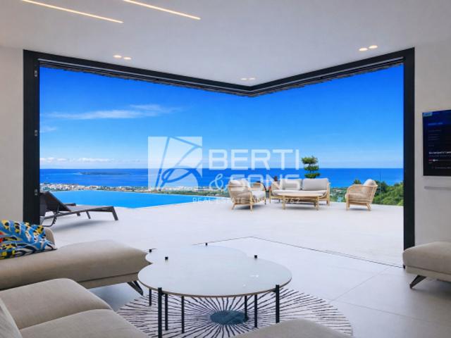 MANDELIEU VILLA CONTEMPORAINE D'EXCEPTION AVEC VUE MER PANORAMIQUE