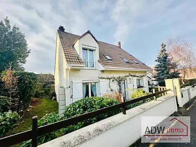 Mandres les Roses 94520 Achat / Vente maison 7 pièces t7