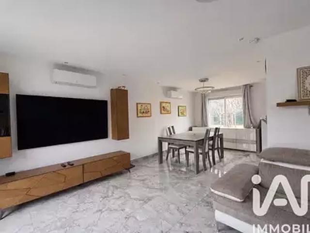 Mandres les Roses 94520 Achat / Vente maison 5 pièces t5 parking