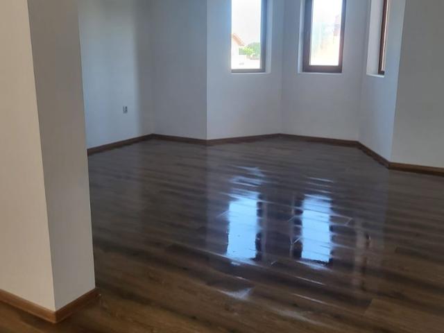 Mangalia vila P+E duplex Cartierul de vile de vanzare