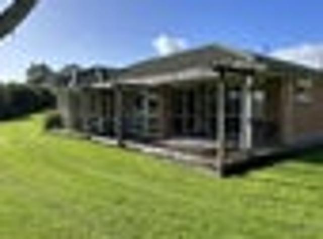 Mangawhai, 4 bedrooms, $700 pw