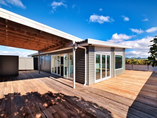 mangawhai heads, 3 bedrooms