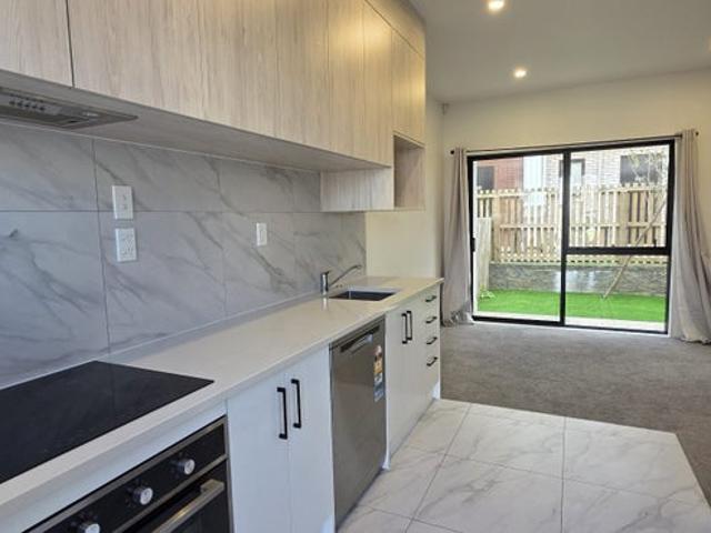 mangere bridge, 2 bedrooms