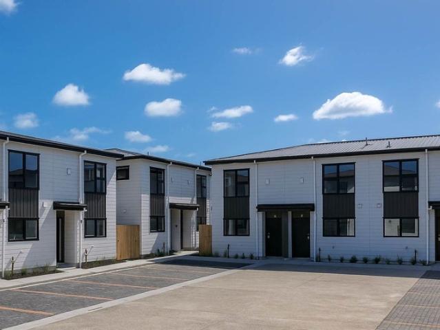 mangere bridge, 2 bedrooms