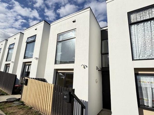 mangere bridge, 3 bedrooms