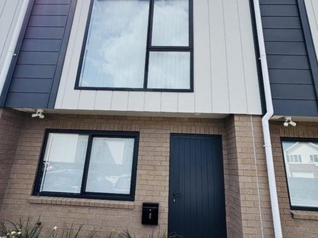 mangere bridge, 3 bedrooms